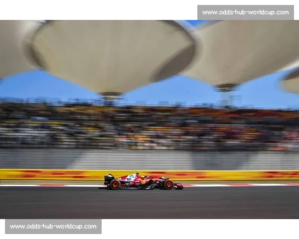 F1传奇：汉密尔顿刷新最快圈速榜纪录，历史由他书写！